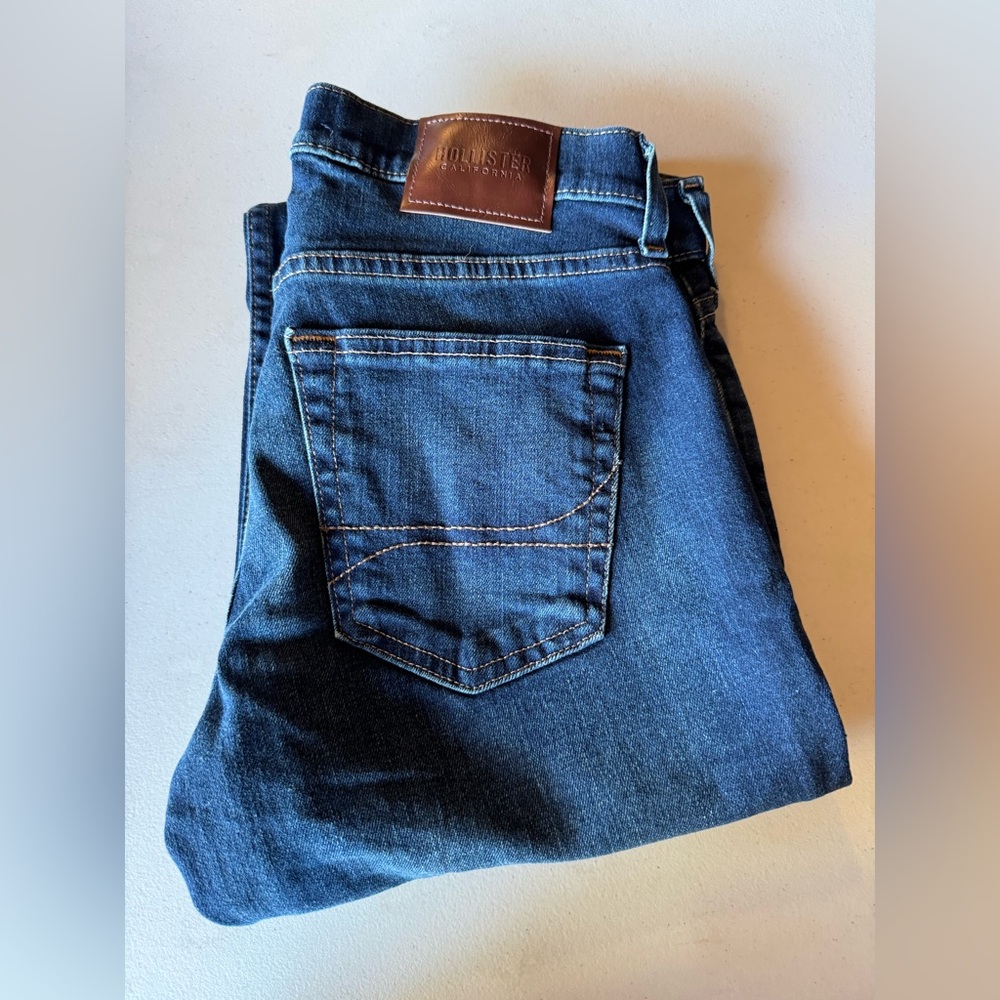Brand New with Tags! Hollister Epic Flex Slim Straight Blue Jeans Men’s 29/30